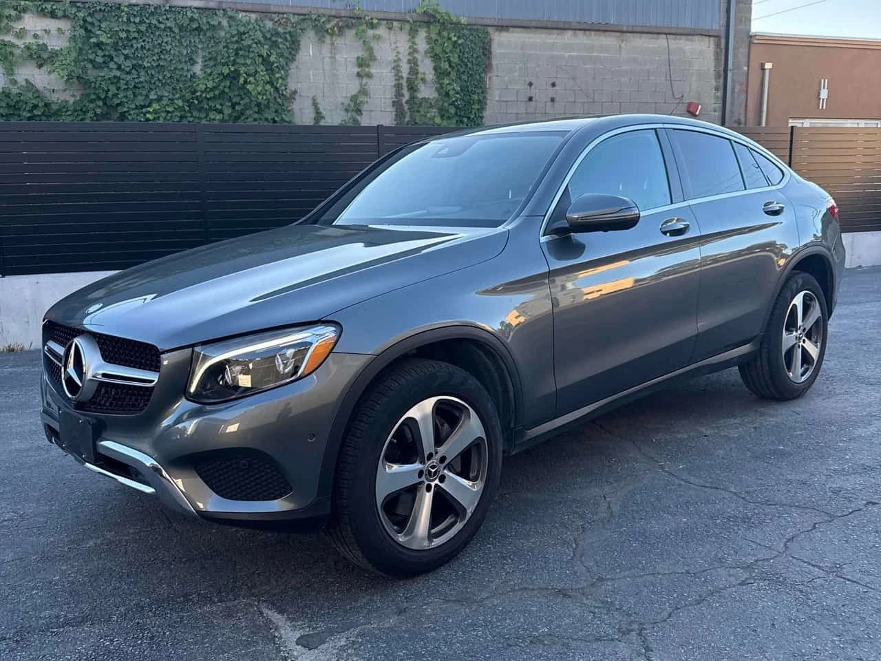 Mercedes-Benz GLC * 300 * CARFAX *  | Mobile.bg � ����������� 1