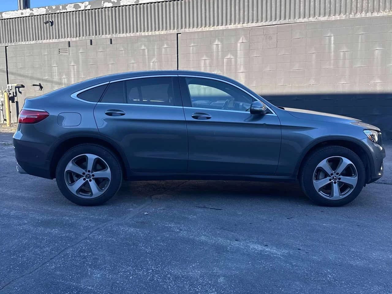 Mercedes-Benz GLC * 300 * CARFAX *  | Mobile.bg � ����������� 3