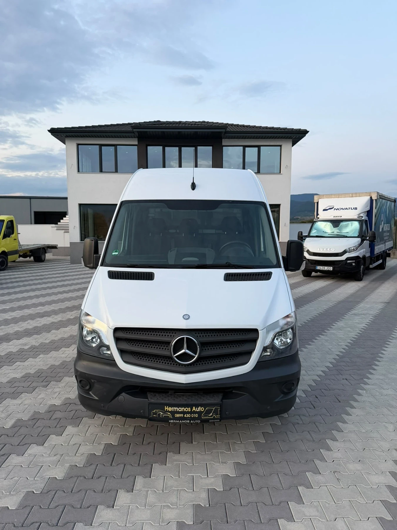 Mercedes-Benz Sprinter 313 CDI MAXI  167700 km, снимка 2 - Бусове и автобуси - 56143996