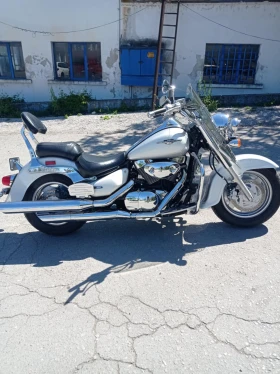     Suzuki VL 1500 C90
