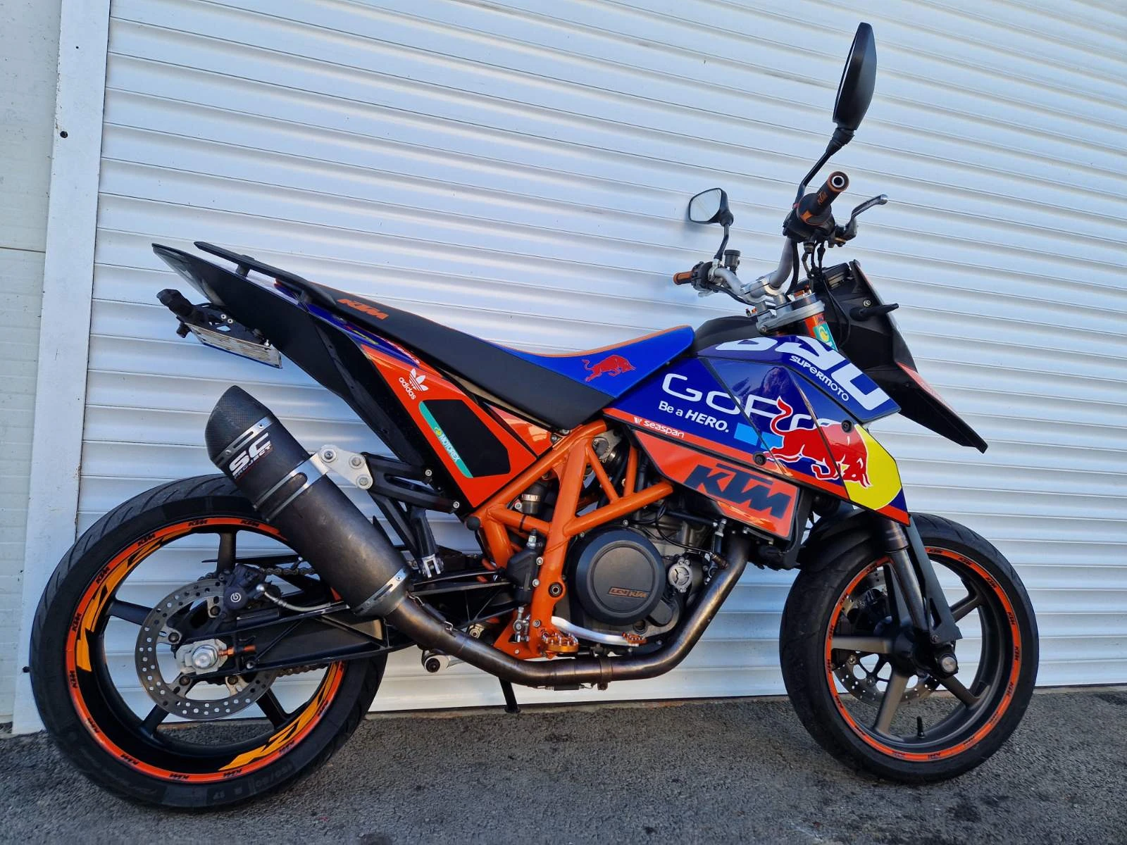 Ktm SMR 690 Special Red Bull Edition - изображение 9