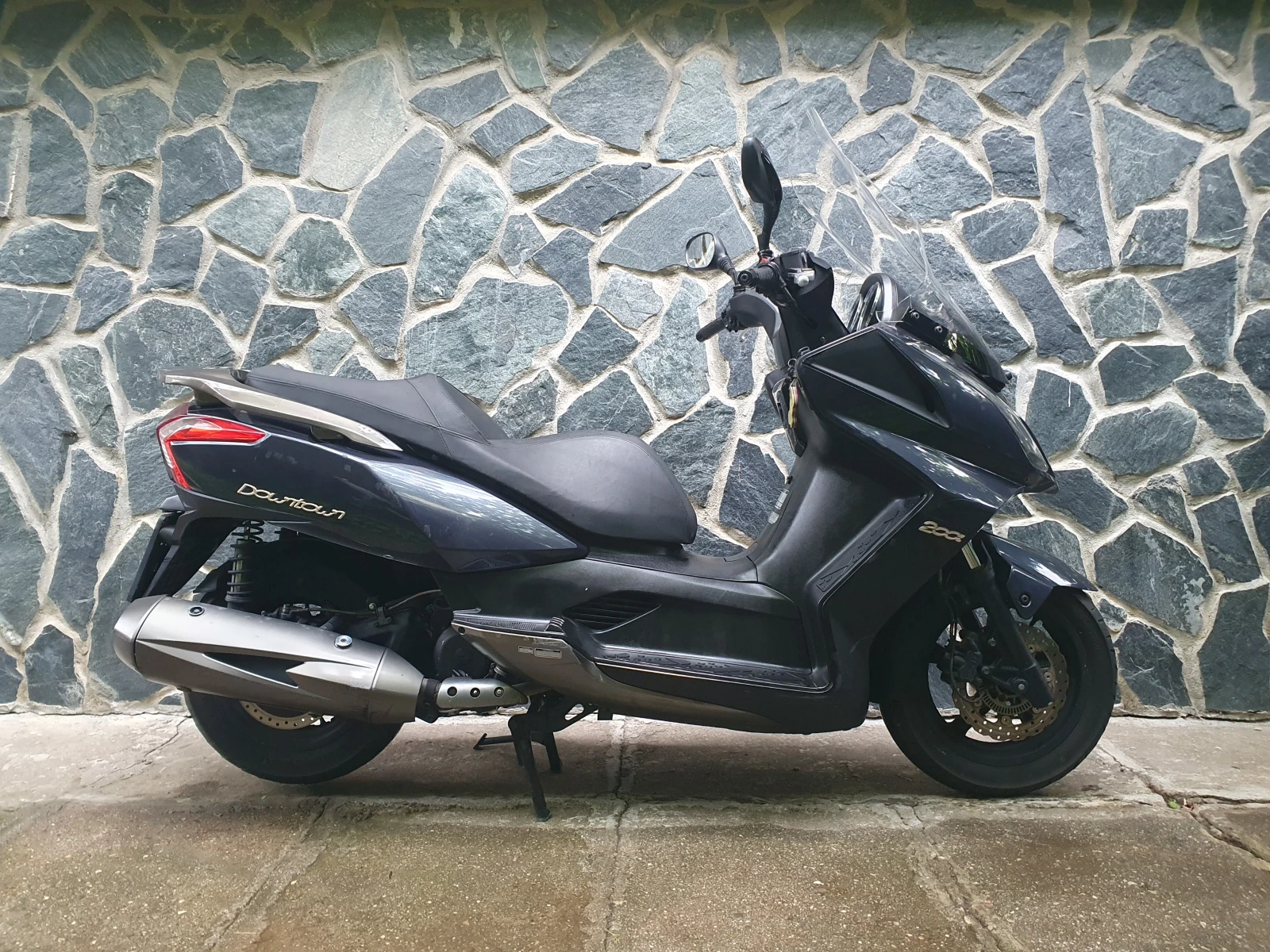 Kymco Downtown 200i и 300i - изображение 6