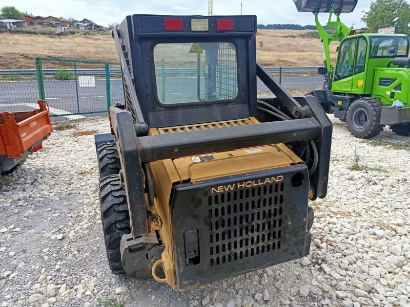 Мини челни товарачи Bobcat NEW HOLAND LX465, снимка 6 - Индустриална техника - 51681170