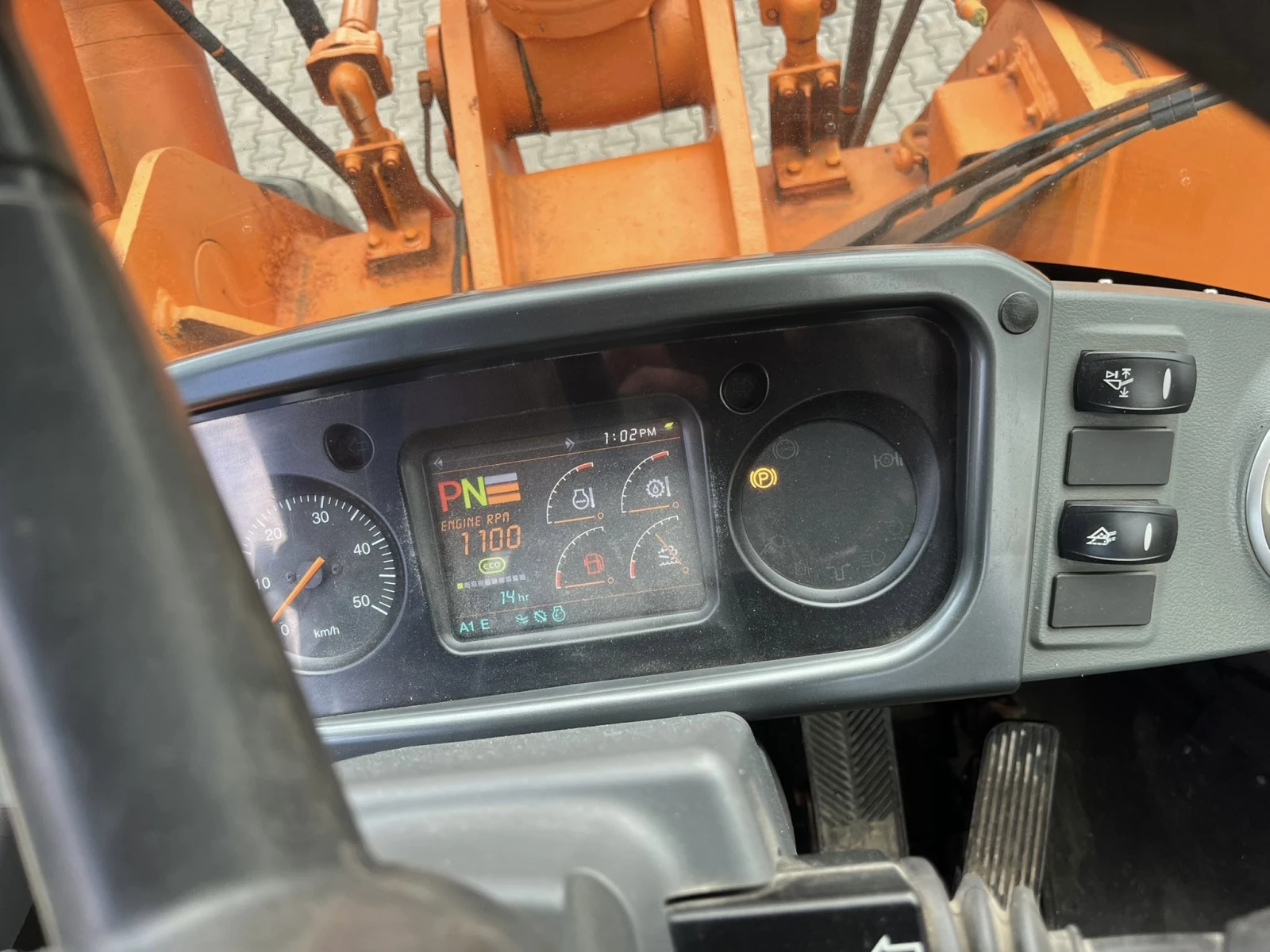 ����� ������� DOOSAN | Mobile.bg � ����������� 7