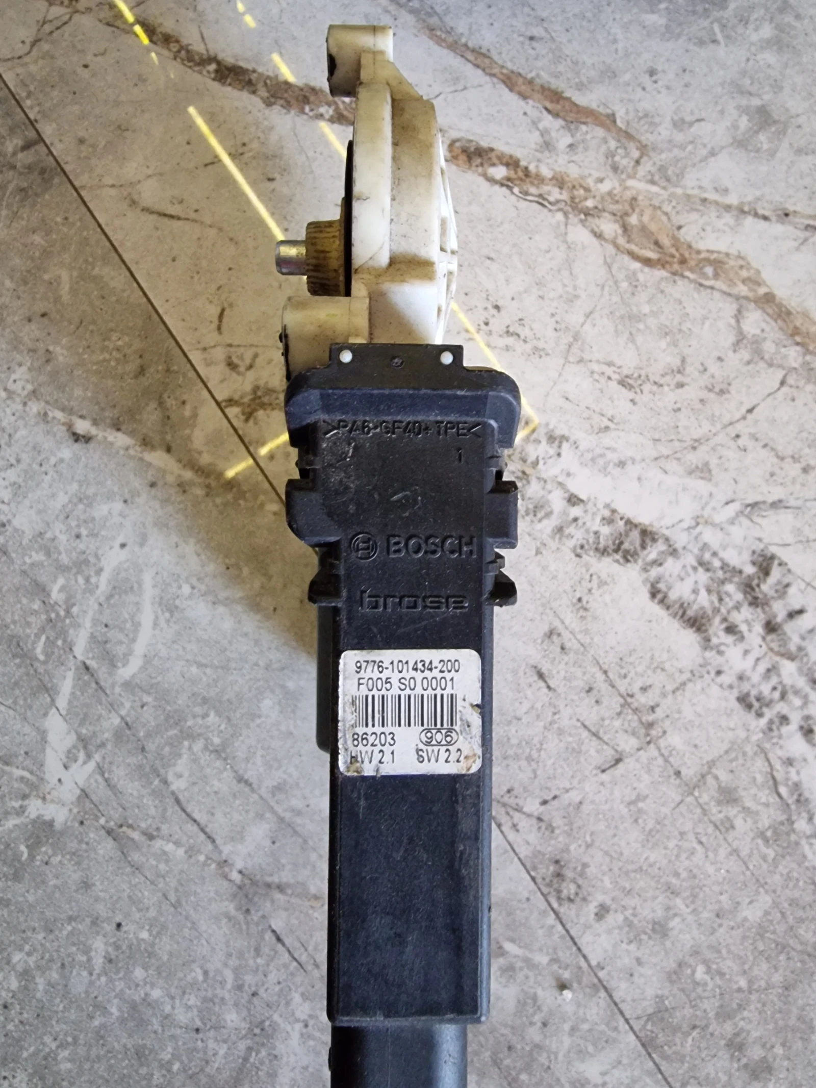 9776-101434-200      VW GOLF  | Mobile.bg   2