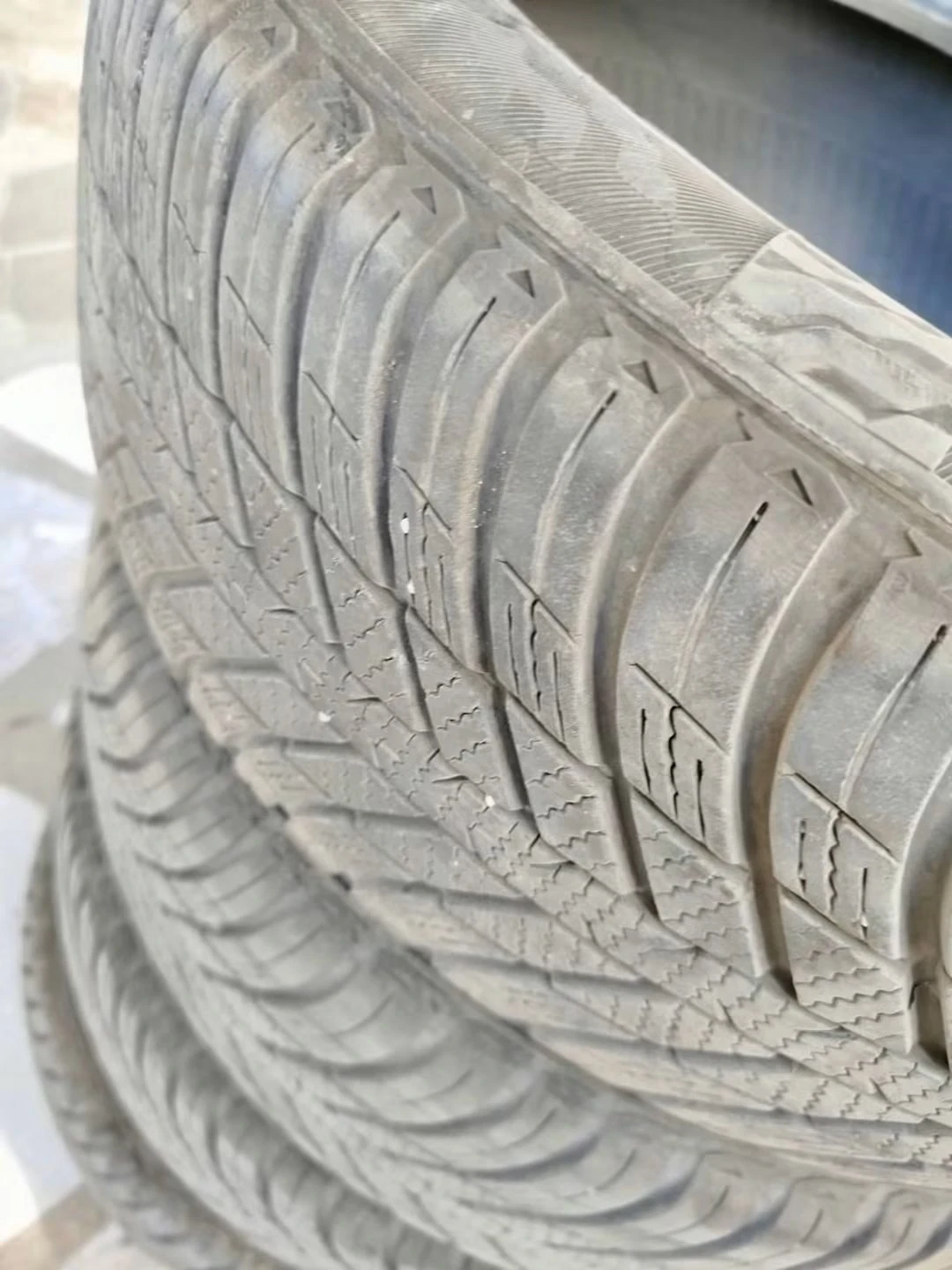 ���� 205/55R16 | Mobile.bg � ����������� 2