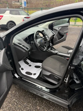 Ford Focus Titanium X | 1 собственик | Серв. книж. 146 000 км, снимка 6