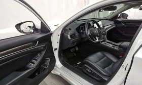 Honda Accord * 2.0TURBO* КОЖА* ПОДГРЕВ* ШИБИДАХ* HEAD-UP* КАМЕР, снимка 9