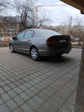 Honda Civic 1.8 140кс, снимка 3