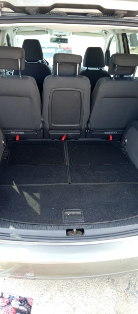 VW Touran 2.0  | Mobile.bg    11