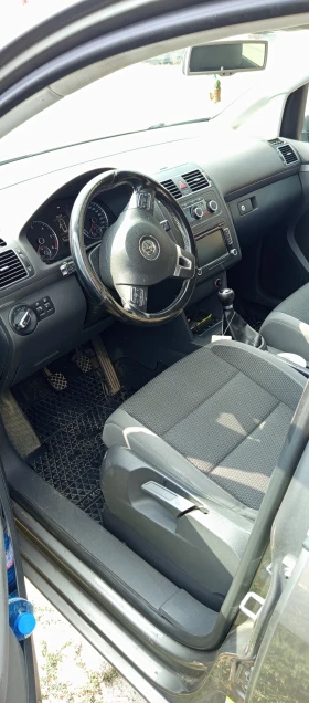 VW Touran 2.0  | Mobile.bg    8