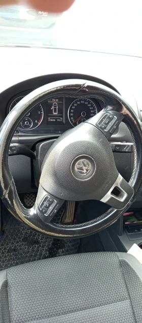 VW Touran 2.0  | Mobile.bg    9