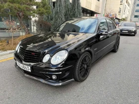 ������ Mercedes-Benz E 55 A...