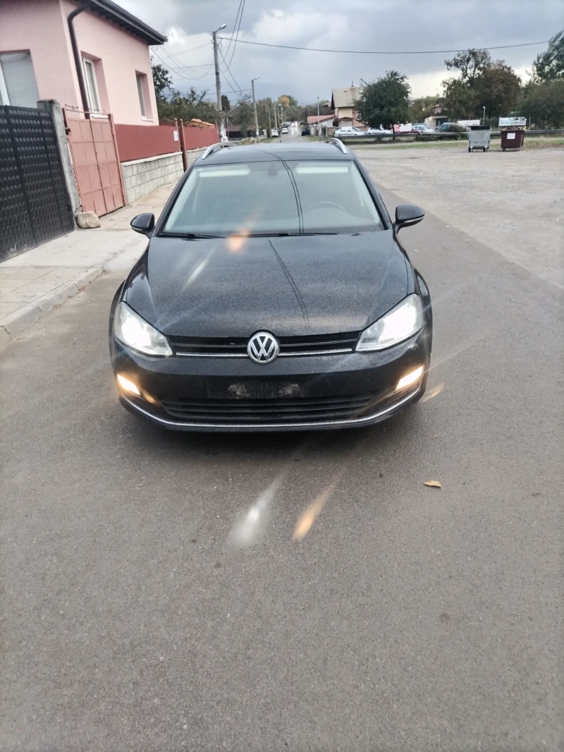 VW Golf, снимка 1 - Автомобили и джипове - 47868339