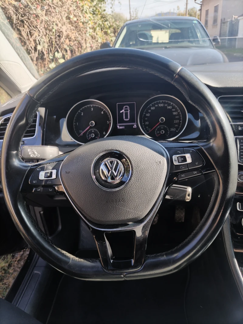 VW Golf, снимка 3 - Автомобили и джипове - 47868339