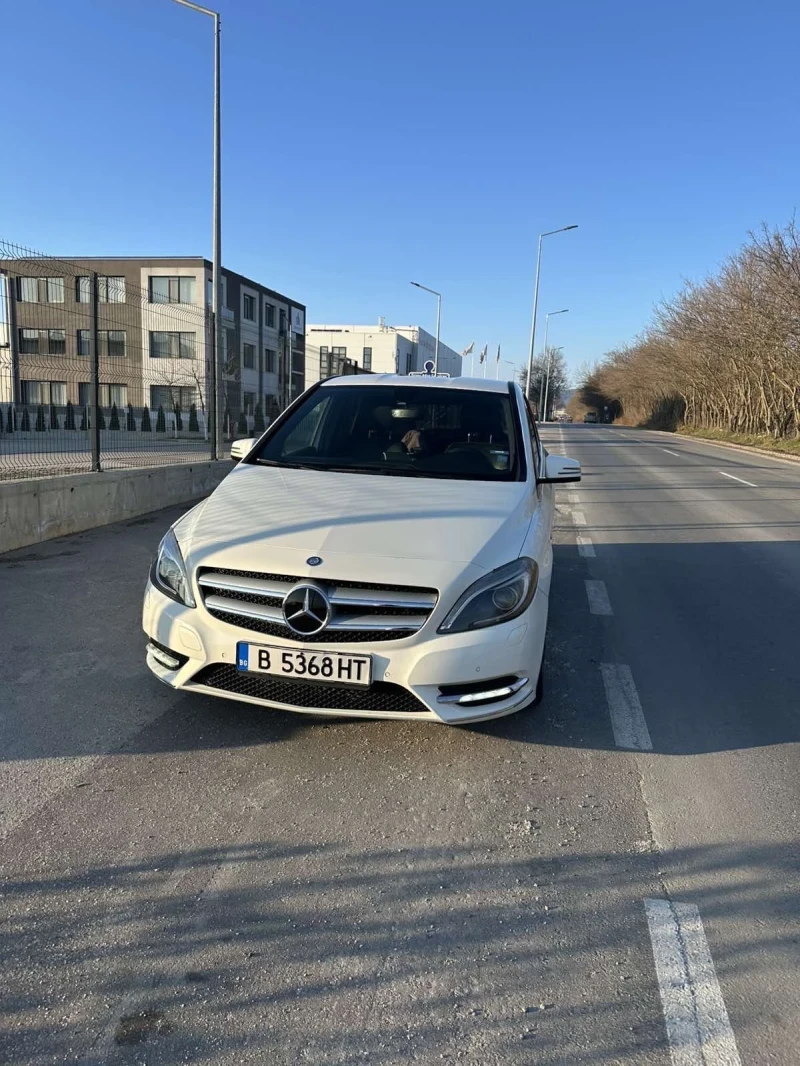 Mercedes-Benz B 180, снимка 5 - Автомобили и джипове - 49257382