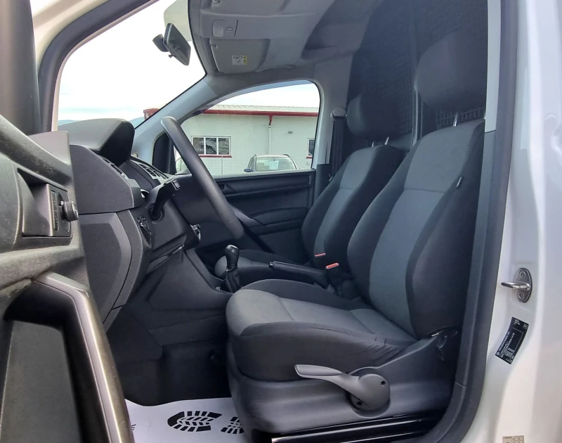 VW Caddy 2.0tdi cargo, снимка 10 - Автомобили и джипове - 51862552