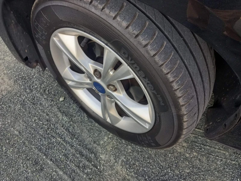 Ford Focus 1.6, снимка 12 - Автомобили и джипове - 52268067
