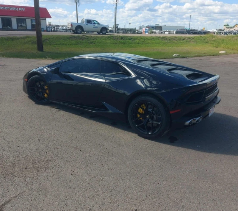 Lamborghini Huracan * * CARFAX * * АВТО КРЕДИТ * * , снимка 4 - Автомобили и джипове - 52708411