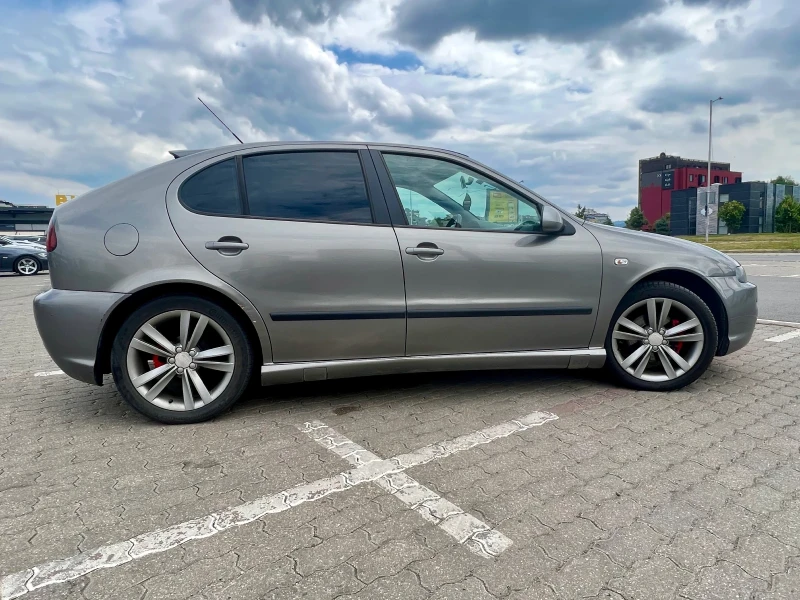 Seat Leon 1.9 TDI ASZ, снимка 8 - Автомобили и джипове - 52846641
