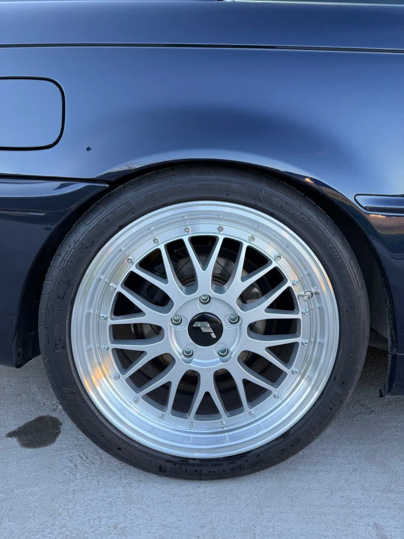 BMW 320, снимка 11 - Автомобили и джипове - 53112143