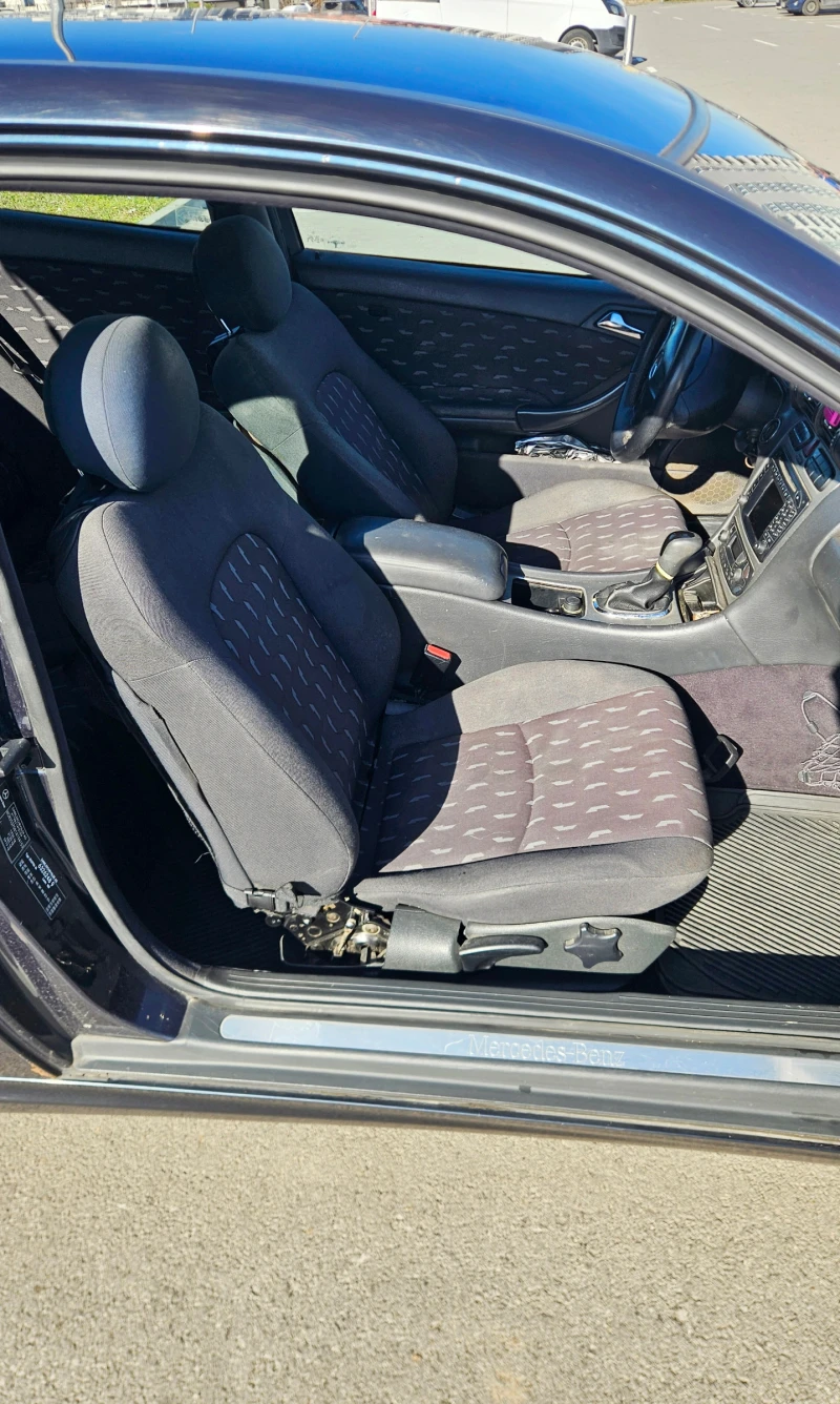 Mercedes-Benz C 220 2.2 CDI Sportcoupe, снимка 15 - Автомобили и джипове - 53259775