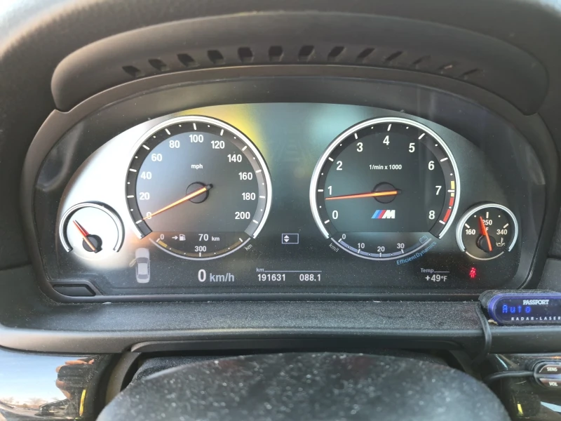 BMW M5 4.4L V8| БЕЗ ИНЦИДЕНТИ| PANORAMA| ОБДУХВАНЕ, снимка 9 - Автомобили и джипове - 53527622