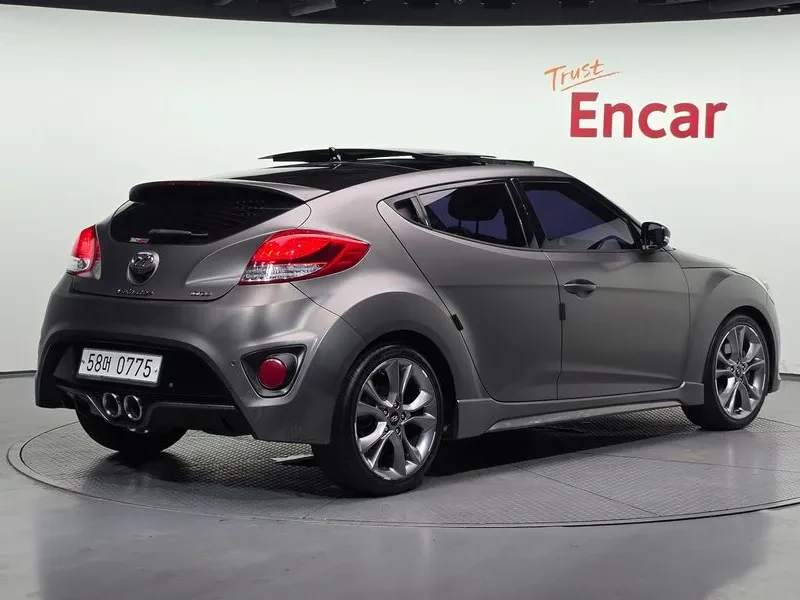Hyundai Veloster  1.6 Turbo Despec, снимка 2 - Автомобили и джипове - 56068995