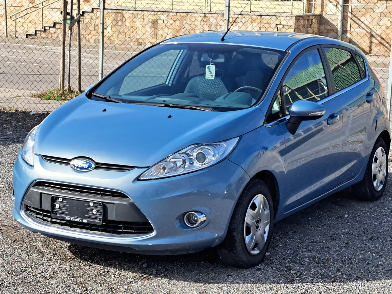 Ford Fiesta 1.2i  ГАЗОВА УРЕДБА  - изображение 2