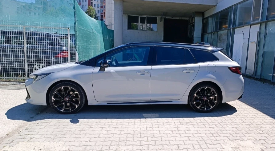 Toyota Corolla GR Sport hybrid  - изображение 5