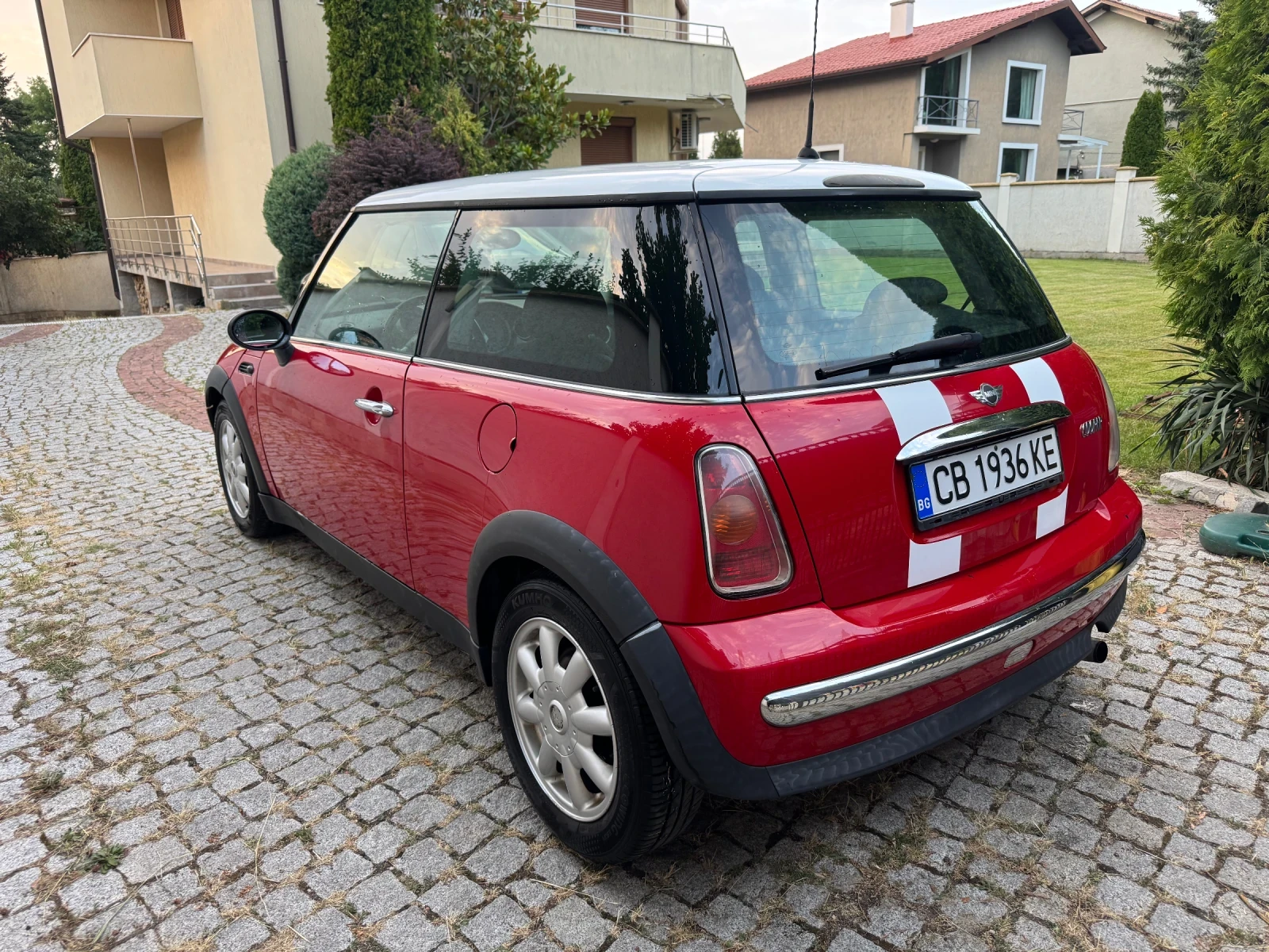 Mini Cooper 1.6i 116 к.с. - изображение 5