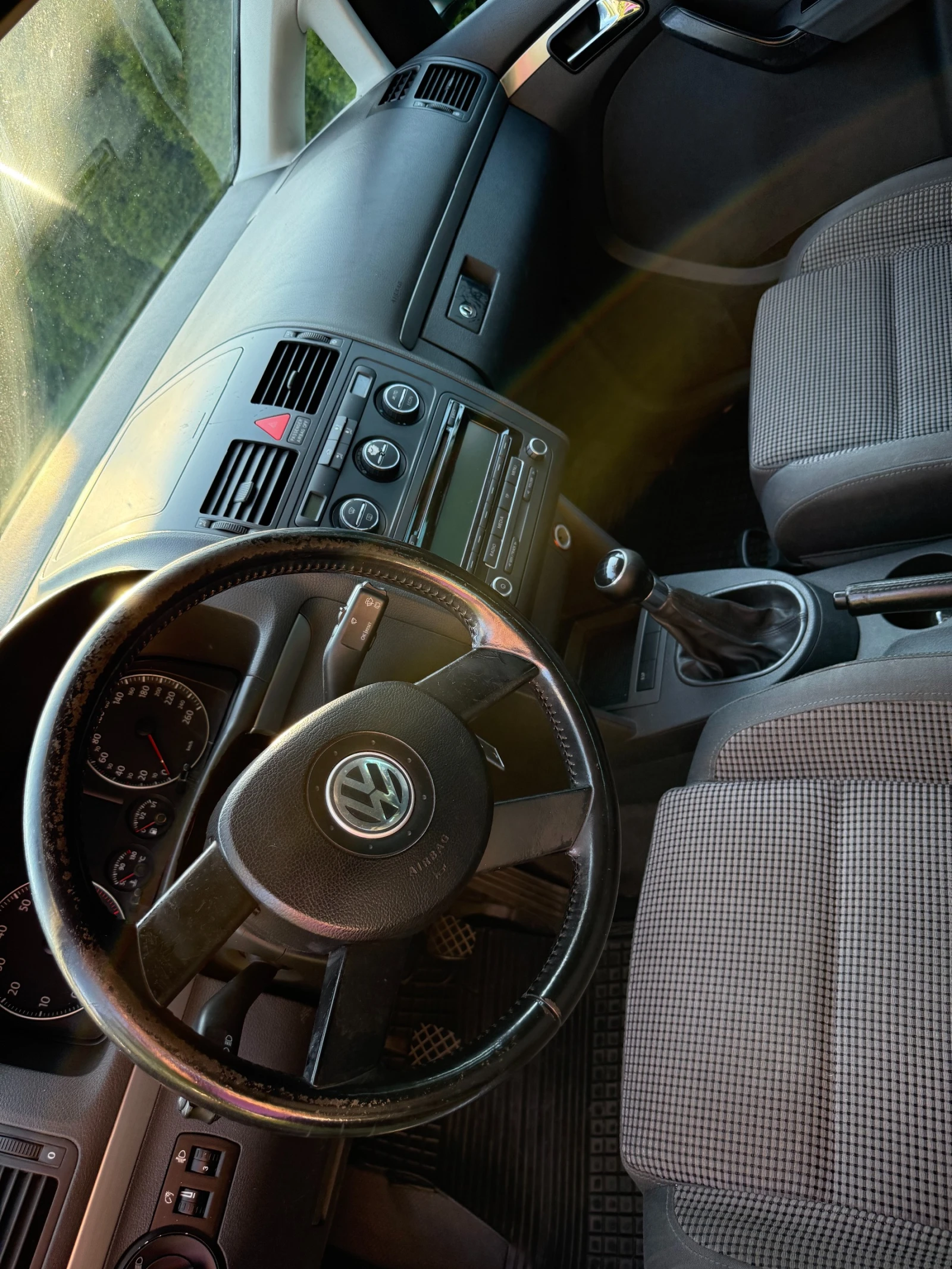 VW Touran  - изображение 8