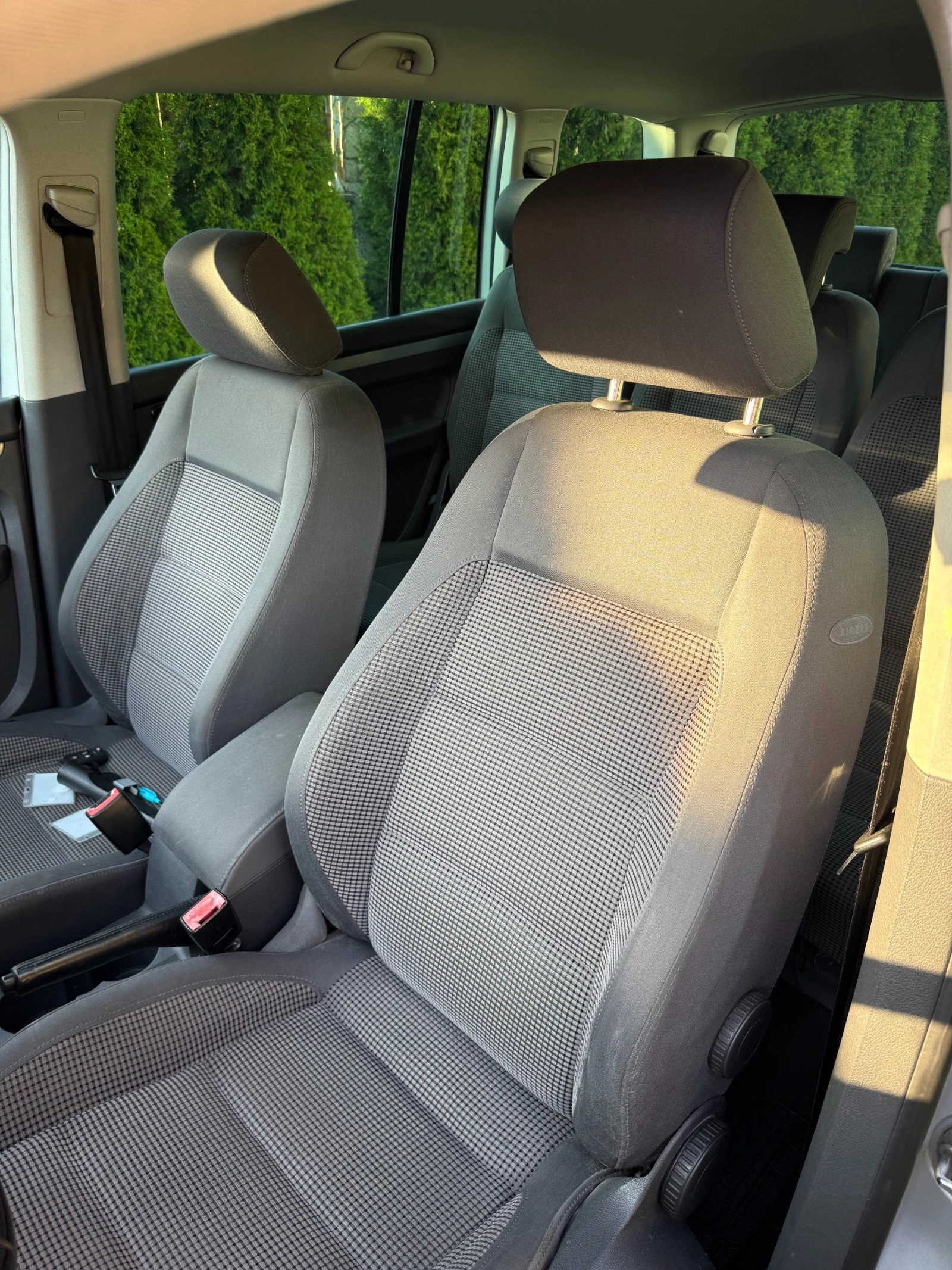 VW Touran  - изображение 10