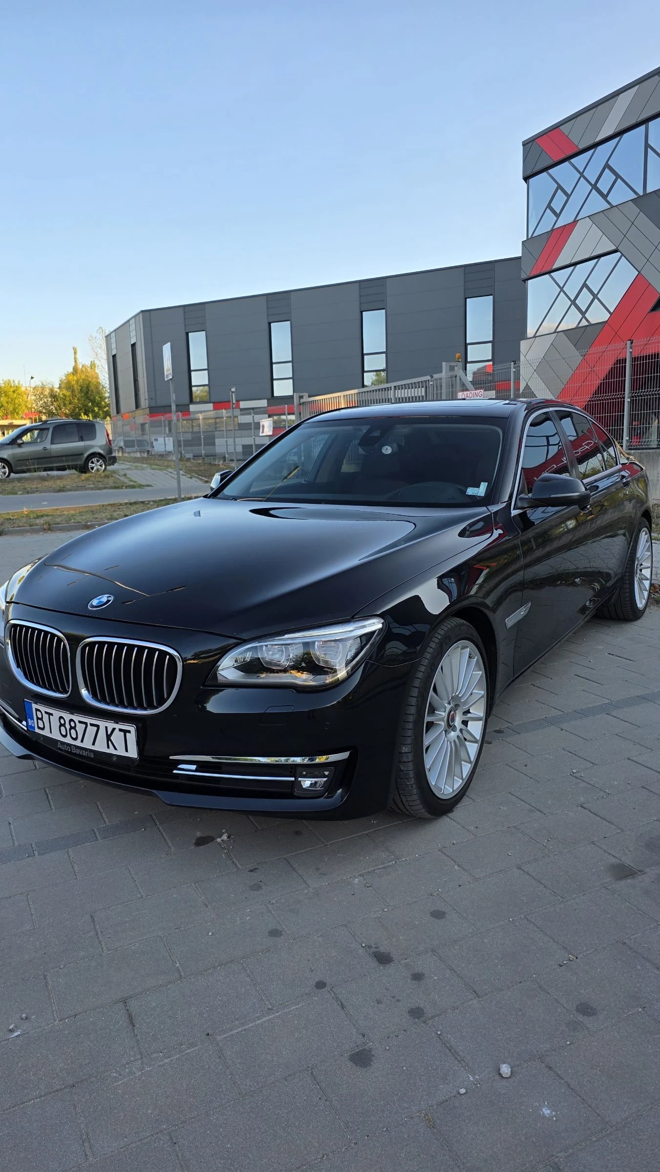 BMW 730 X-drive 8hp face - изображение 5