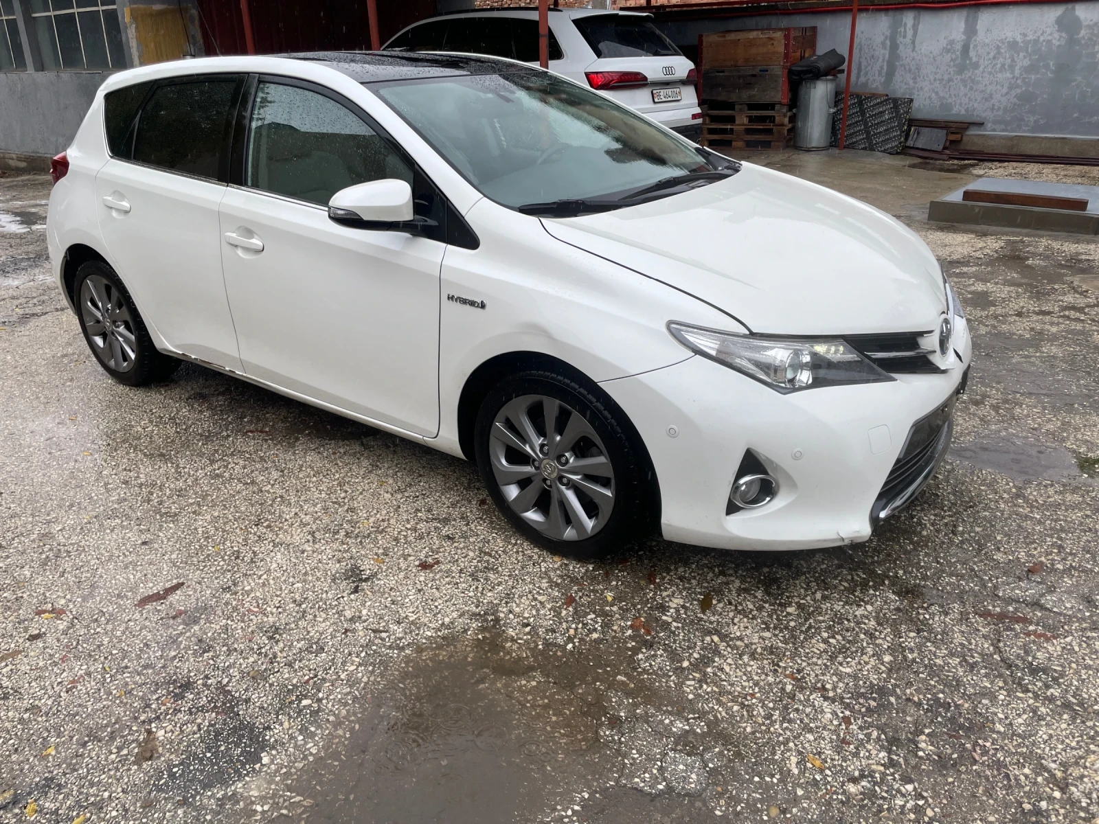 Toyota Auris HYBRID - изображение 4