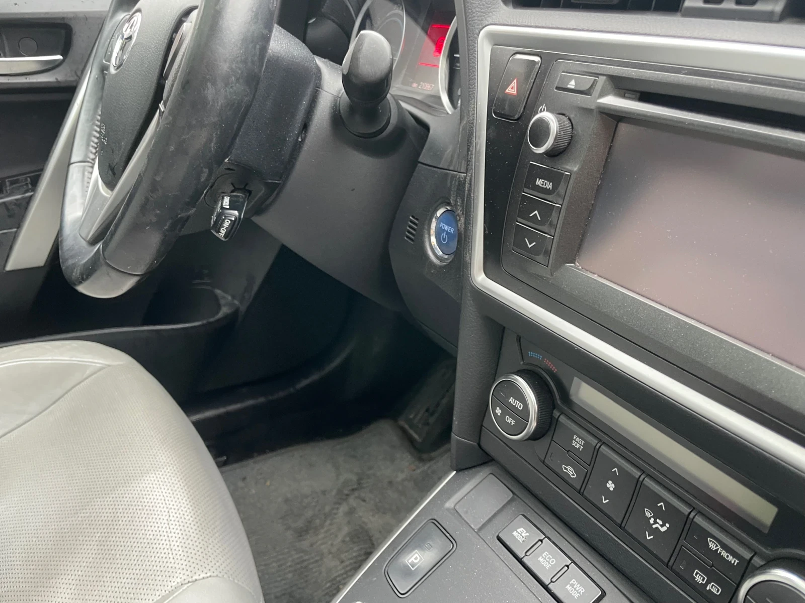 Toyota Auris HYBRID | Mobile.bg � ����������� 11