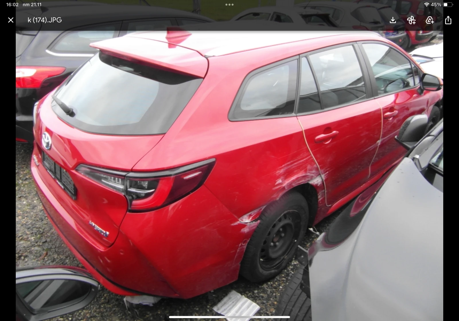 Toyota Corolla Хибрид 1.8 - изображение 4