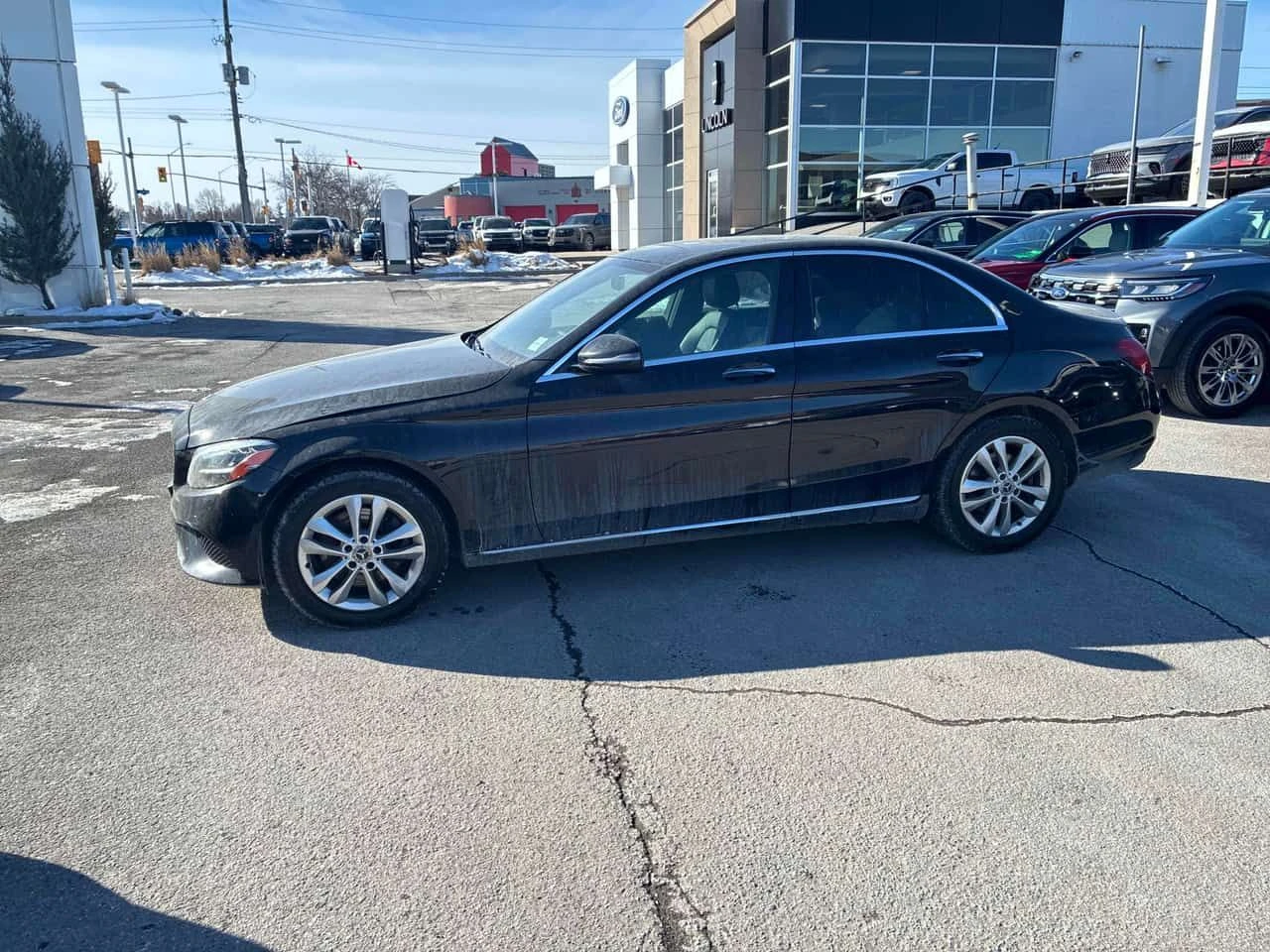 Mercedes-Benz C 300 * CARFAX * ЦЕНА ДО БГ - изображение 2