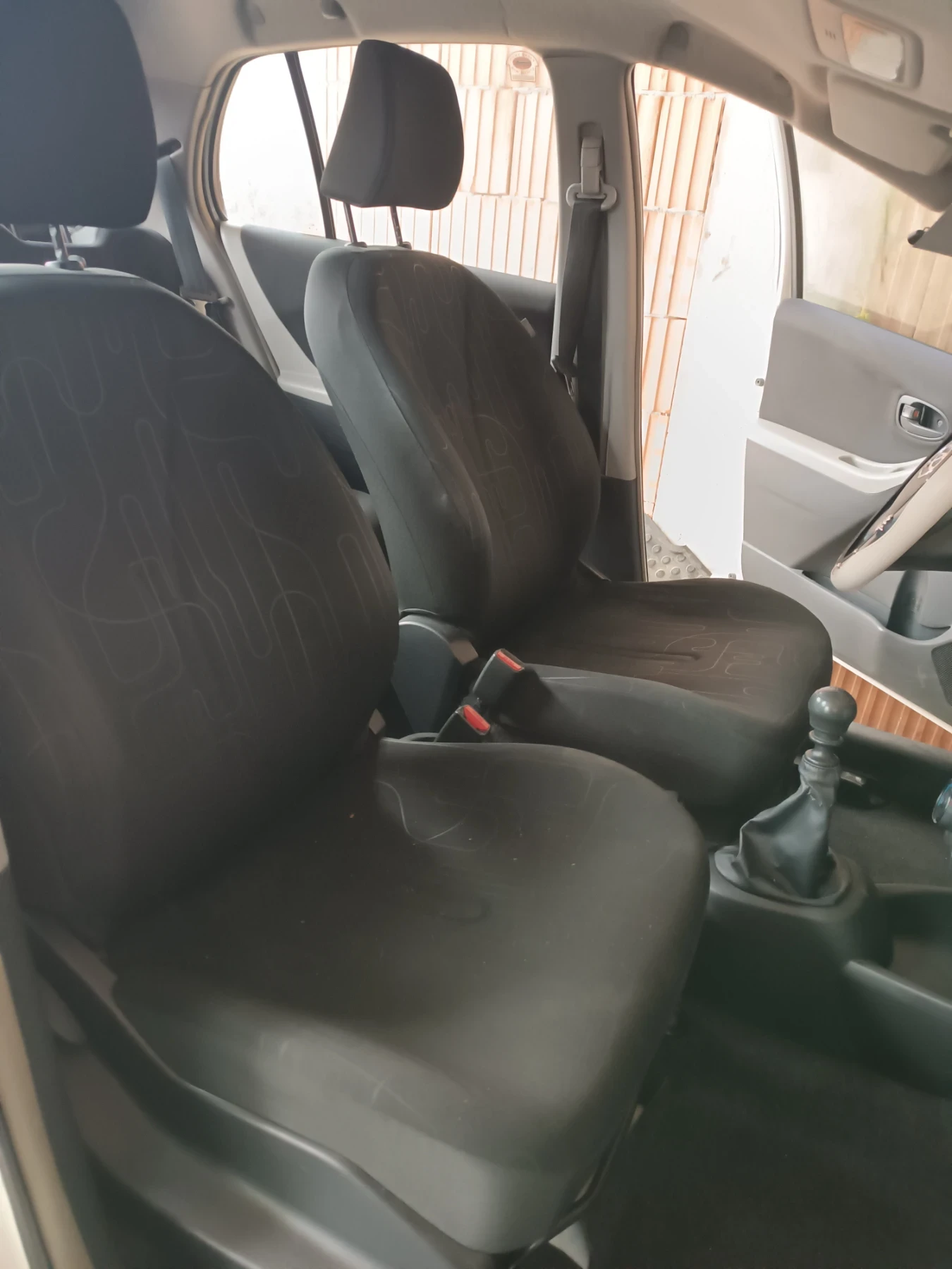 Toyota Yaris 1.3 | Mobile.bg � ����������� 15