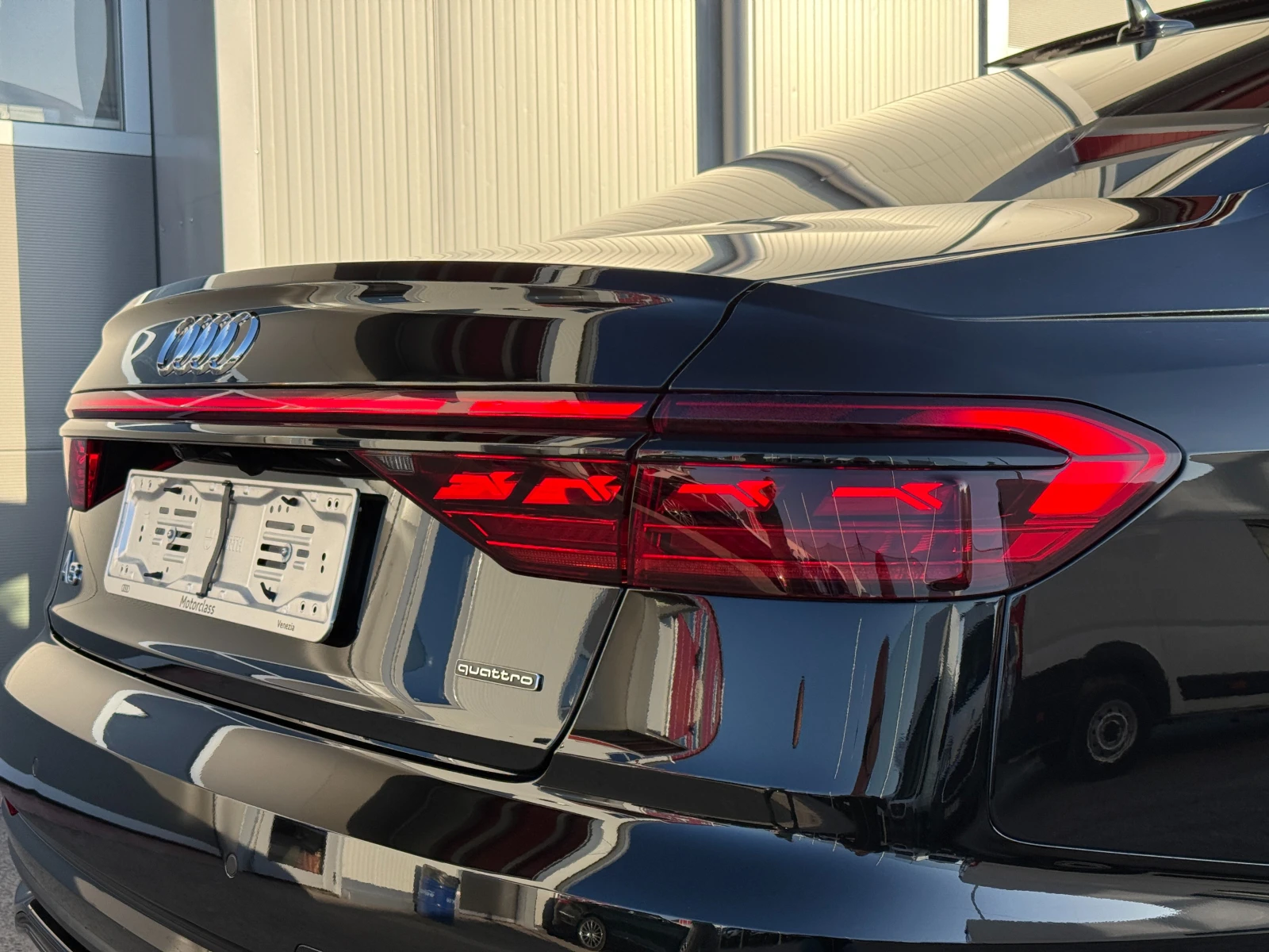 Audi A8 50 TDI S LINE 360 quattro Гаранционен, снимка 16 - Автомобили и джипове - 53602290