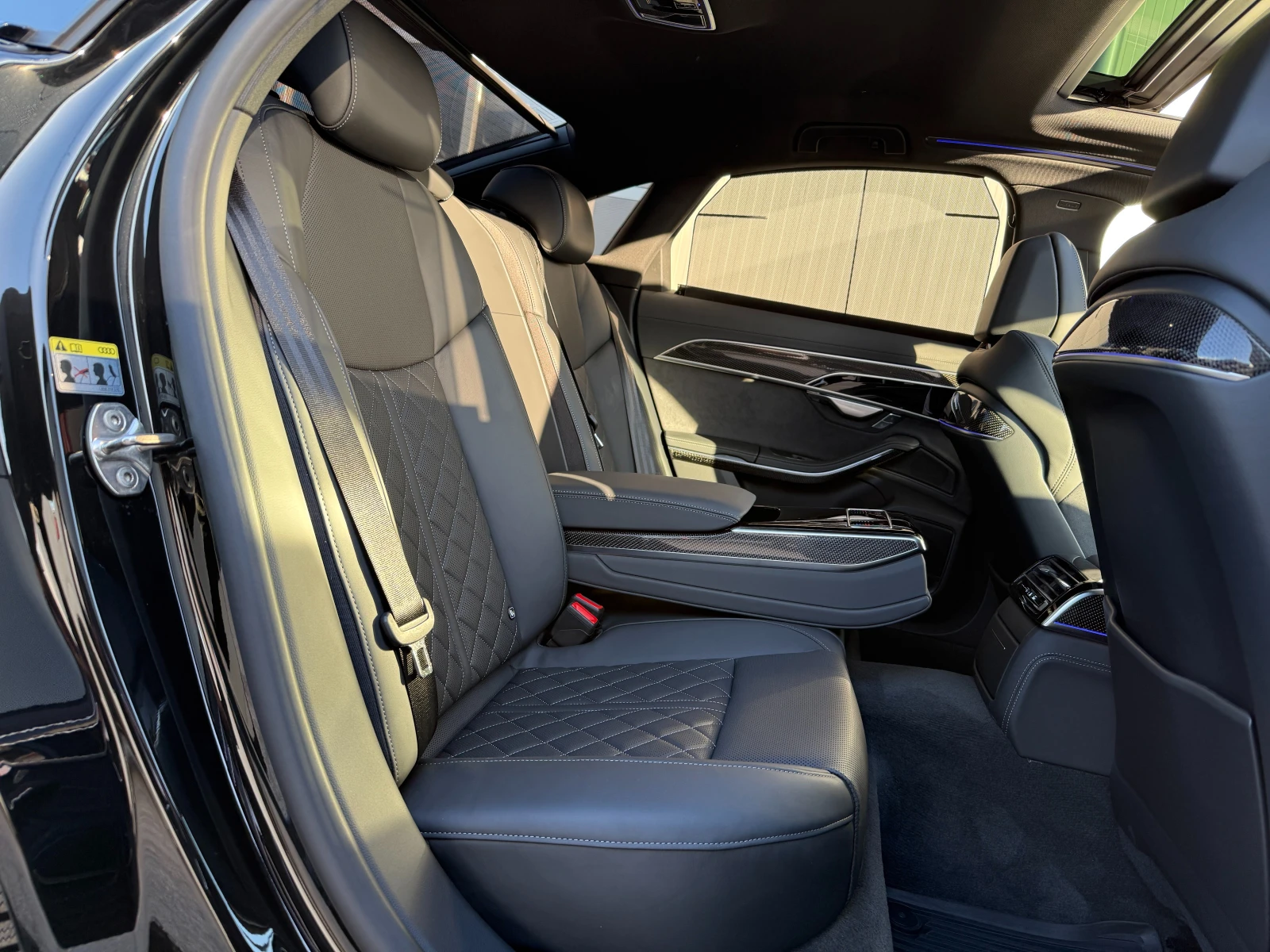 Audi A8 50 TDI S LINE 360 quattro Гаранционен, снимка 13 - Автомобили и джипове - 53602290