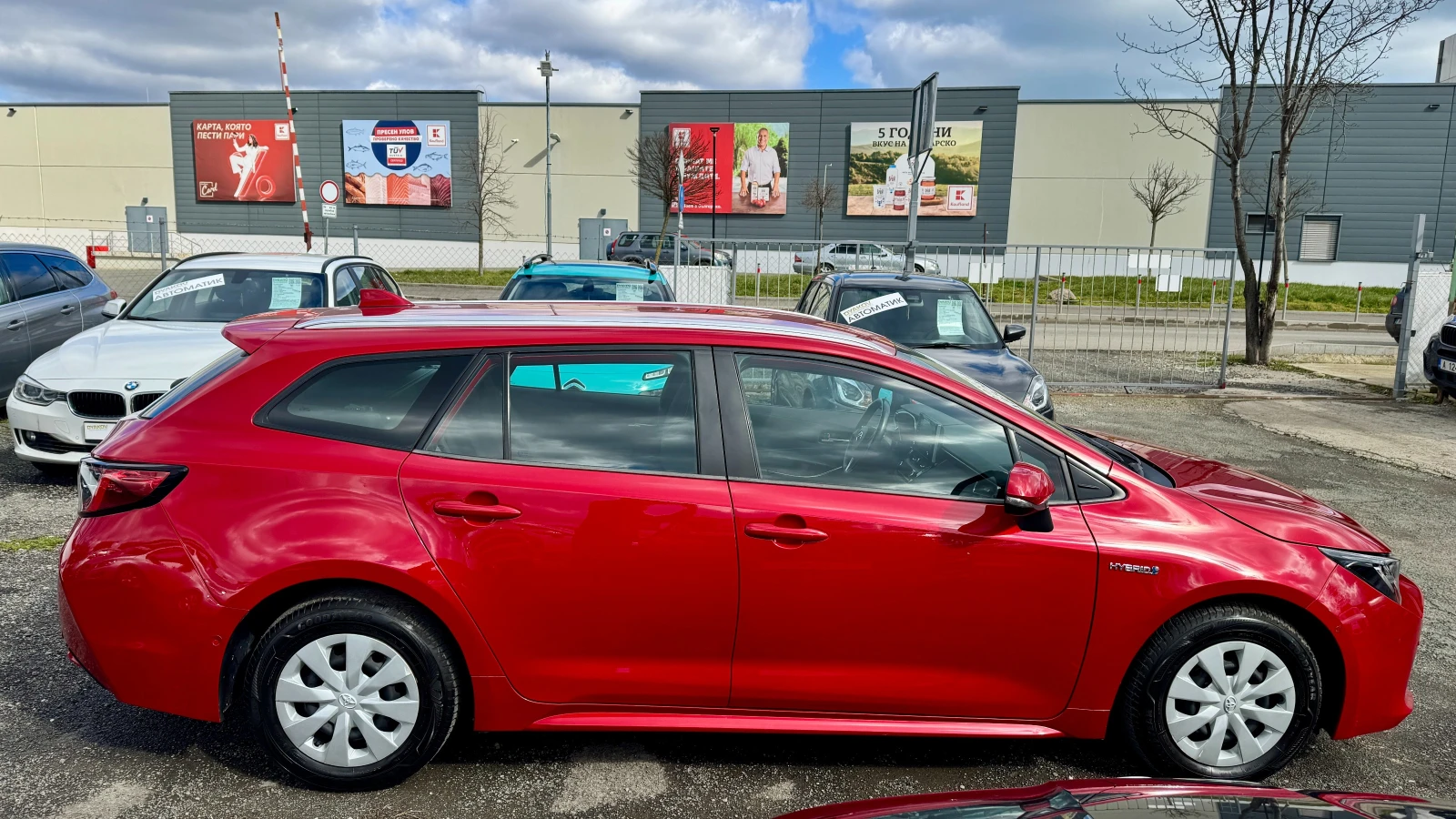 Toyota Corolla 1.8Hybrid Автоматик, Внос Швейцария, LED, Камера,  - изображение 4