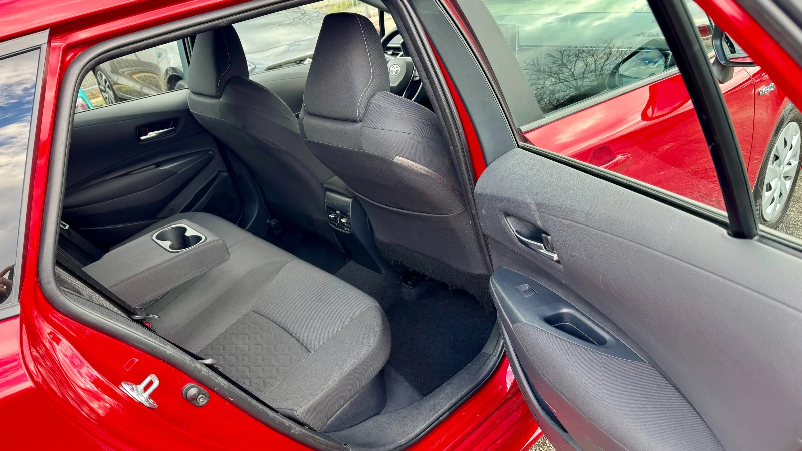 Toyota Corolla 1.8Hybrid ���������, ���� ���������, LED, ������,  | Mobile.bg � ����������� 13