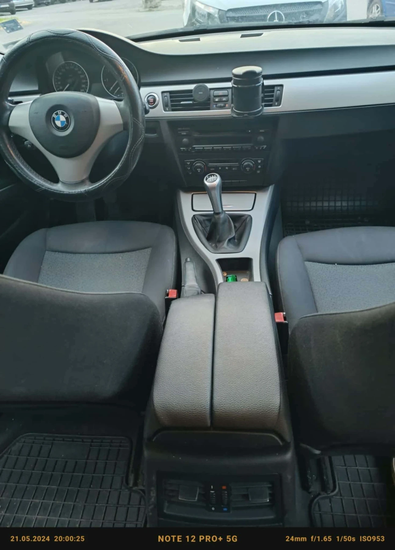 BMW 320 2.0, снимка 12 - Автомобили и джипове - 53839907