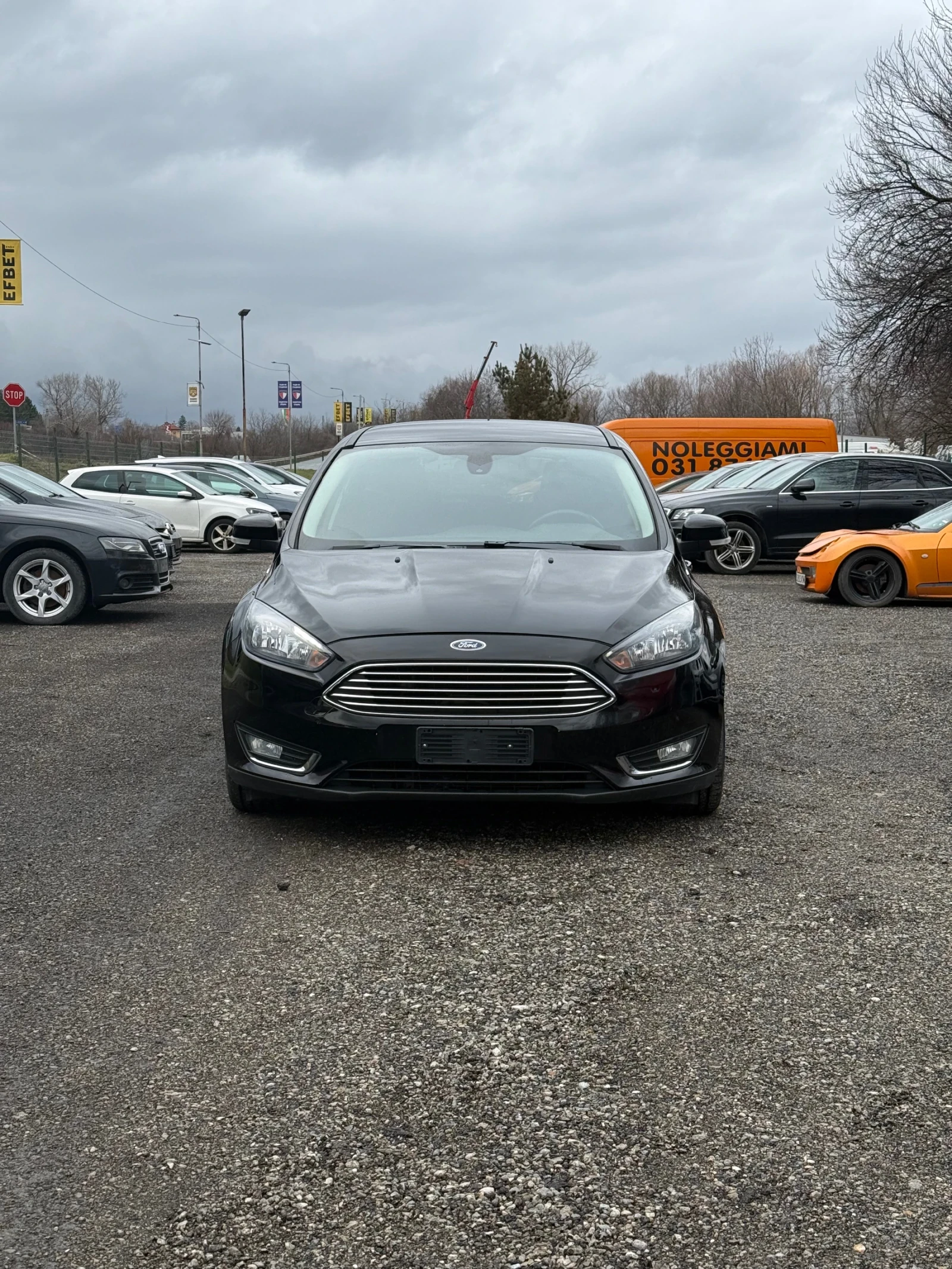 Ford Focus Titanium X | 1 собственик | Серв. книж. 146 000 км, снимка 2 - Автомобили и джипове - 53888597