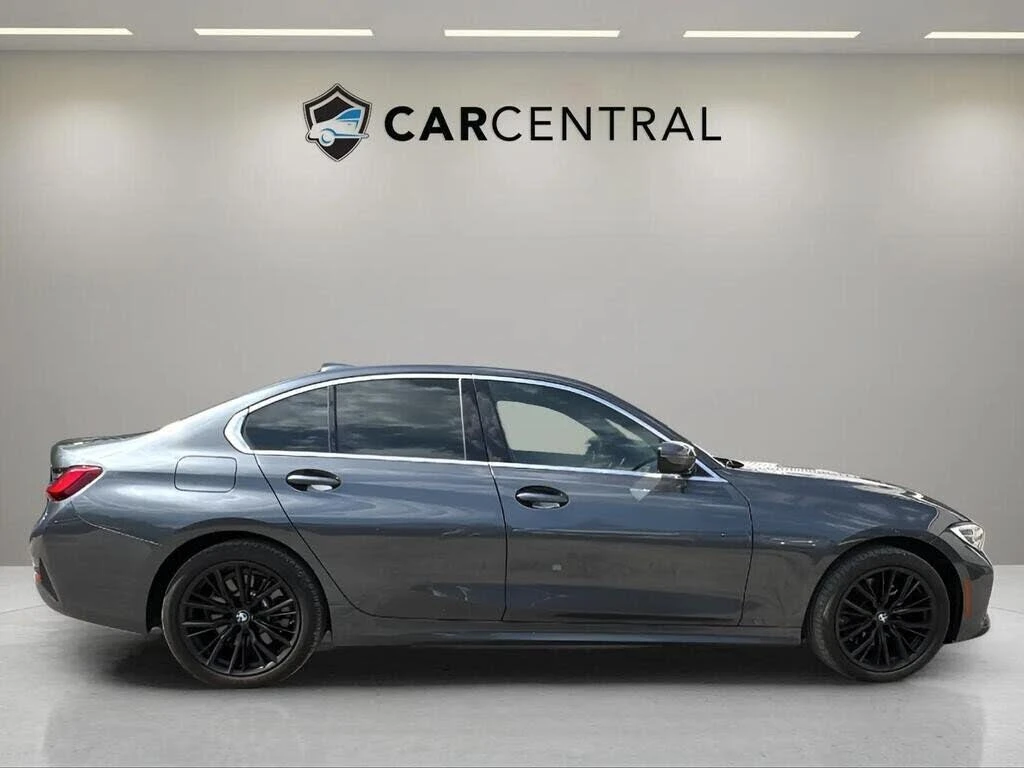 BMW 330 * xDrive * * HeadUp* AвтоКредит* (ЦЕНА ДО БГ), снимка 6 - Автомобили и джипове - 53914077