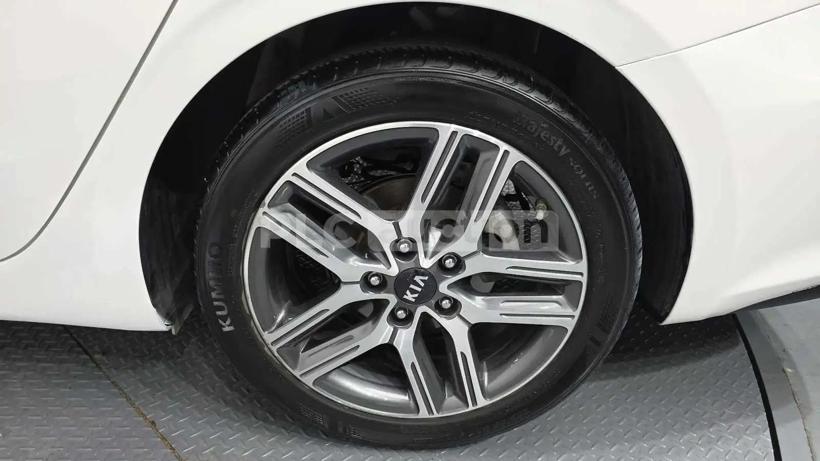 Kia K3, снимка 5 - Автомобили и джипове - 54160648