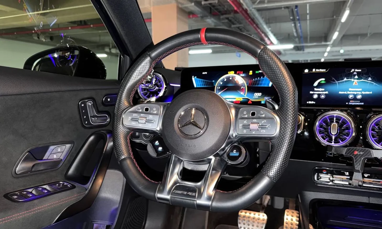 Mercedes-Benz A45 AMG burmester* multibeam led* Parking Assist, снимка 6 - Автомобили и джипове - 54162041