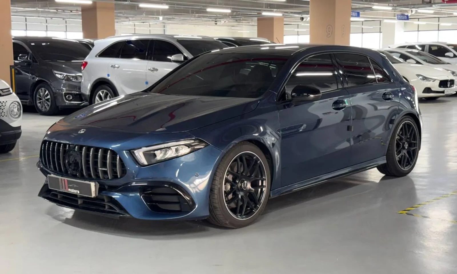 Mercedes-Benz A45 AMG burmester* multibeam led* Parking Assist