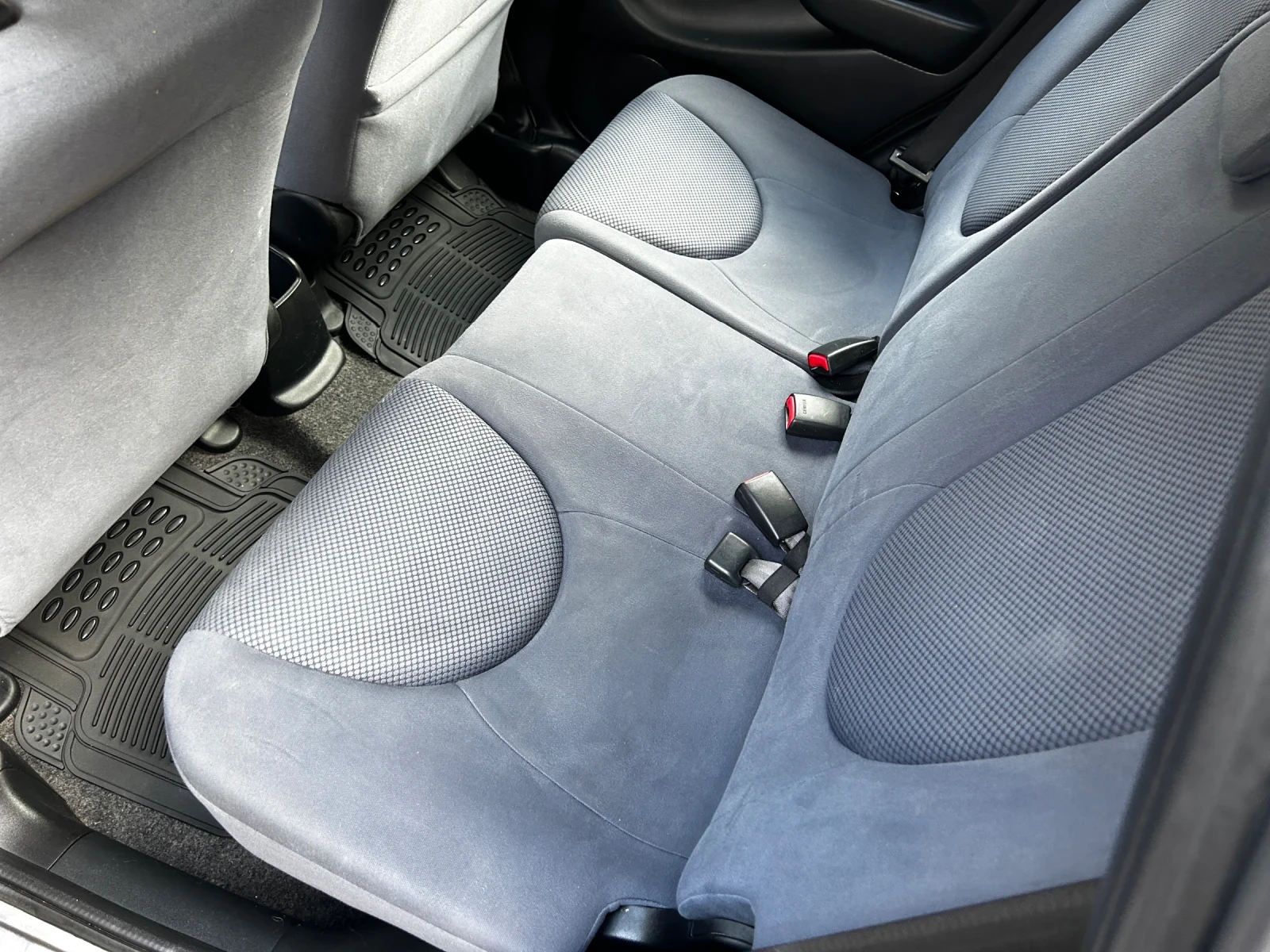 Honda Jazz, снимка 4 - Автомобили и джипове - 54283611